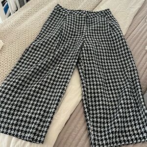 Wool cropped houndstooth pant